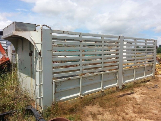 ขายคอกกระบะHINO ยาว6.20เมตร กระบะเหล็กสวย พื้นดี ตงดี สภาพสวย พร้อมใช้งาน สนใจโทร090-8588220คุณนะ ID:narong498 หรือwww.truck.in.th/498