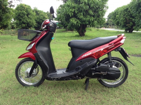 ธารนนทบุรี//ขาย yamaha mio ปี47 สวยเดิมครับ รถผู้หญิงใช้ เครื่องเดินเบานิ่งสตาร์ททีเดียวติดครับ ระบบไฟใช้ได้หมด ราคา 9,500 บาท ทะเบียนพร้อมโอน