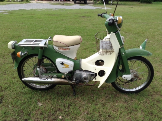 ธารนนทบุรี//ขาย honda c50 ถังแยก เครื่องดีมากๆ มีทะเบียน