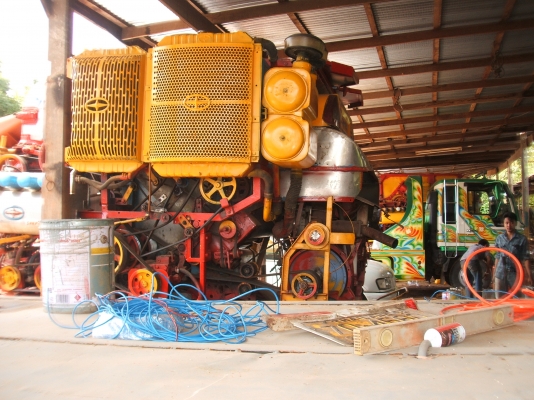 ขายรถเกี่ยวข้าวศักดิ์พัฒนา อุ้ม 2.5 ตัน ปี 49 เครื่องยนต์ 280 แรงม้า ปั้มไดกิ๊นส์ เบอร์ 23 โซ่ 48 ข้อ สภาพดีพร้อมใช้งาน ขายรถเกี่ยวข้าวศักดิ์พัฒนา อุ้ม 2.5 ตัน ปี 49 เครื่องยนต์ 280 แรงม้า ปั้มไดกิ๊นส์ เบอร์ 23 โซ่ 48 ข้อ สภาพดีพร้อมใช้งาน