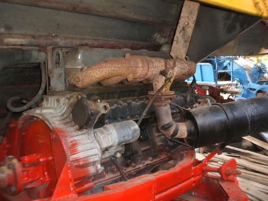 ขายรถเกี่ยวข้าวศักดิ์พัฒนา อุ้ม 2 ตัน ปี37 สภาพดีพร้อมเกี่่ยว เครื่องยนต์มิตซู 6D17 ปั้มไดกิ๊นส์ เบอร์ 23