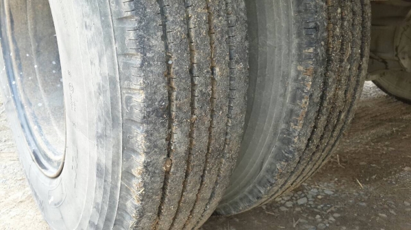 ขาย120 ฝาขาว ปี43