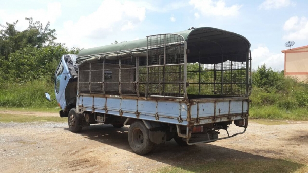 ขาย120 ฝาขาว ปี43