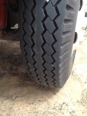 ขายรถ 6 ล้อ isuzu เครื่อง175 สภาพสวยพร้อมใช้งาน