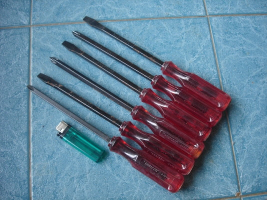 ไขควงตอก RUBICON made in Japan แบน + แฉก จับคู่มาขาย 2 คู่