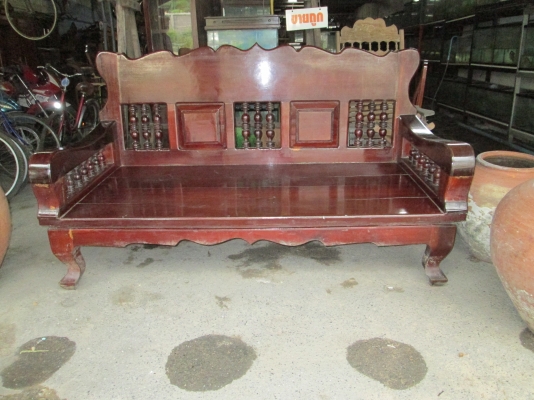 ตั่งไม้มะค่า   กระดานหนา 2 แผ่น   สภาพแข็งแรงไม้เข้าเดือย