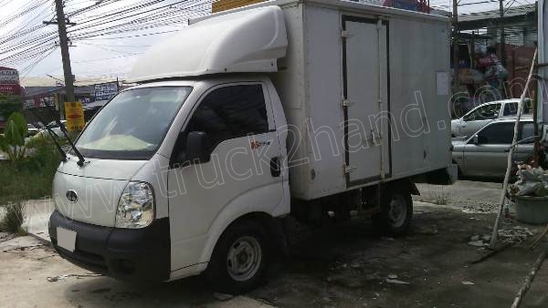 รถบรรทุก 4 ล้อตู้แห้ง KIA ประตู 3 บาน รถบรรทุก 4 ล้อตู้แห้ง KIA ประตู 3 บาน