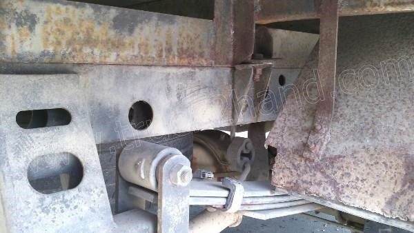 รถบรรทุก 4 ล้อตู้แห้ง KIA ประตู 3 บาน รถบรรทุก 4 ล้อตู้แห้ง KIA ประตู 3 บาน