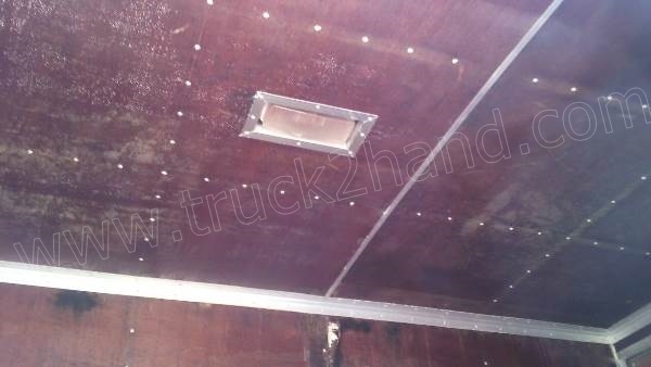 รถบรรทุก 4 ล้อตู้แห้ง KIA ประตู 3 บาน รถบรรทุก 4 ล้อตู้แห้ง KIA ประตู 3 บาน