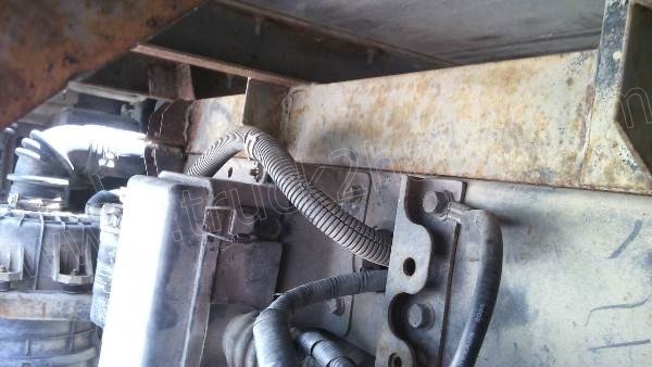 รถบรรทุก 4 ล้อตู้แห้ง KIA ประตู 3 บาน รถบรรทุก 4 ล้อตู้แห้ง KIA ประตู 3 บาน