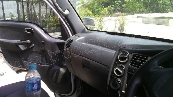 รถบรรทุก 4 ล้อตู้แห้ง KIA ประตู 3 บาน รถบรรทุก 4 ล้อตู้แห้ง KIA ประตู 3 บาน