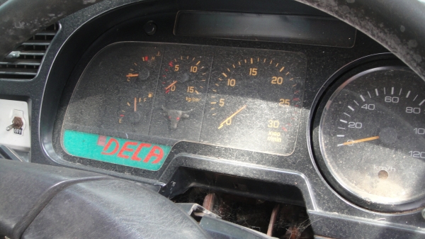 หัวรถ ISUZU DECA  หัวไฟฟ้า เดิมๆบางๆ ไม่ผุ ขาดีดหน้า ขาหลัง  ชุดยกหัวไฟฟ้าของครบ ยกใส่รถวิ่งได้เลย