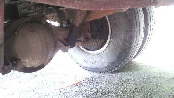 รถบรรทุก 6 ล้อ สองแถวกระบะไม้ ISUZU 88 แรงม้า รถบรรทุก 6 ล้อ สองแถวกระบะไม้ ISUZU 88 แรงม้า