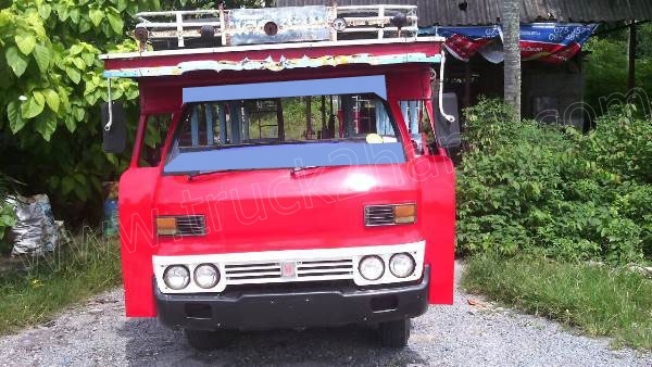 รถบรรทุก 6 ล้อ สองแถวกระบะไม้ ISUZU 88 แรงม้า รถบรรทุก 6 ล้อ สองแถวกระบะไม้ ISUZU 88 แรงม้า