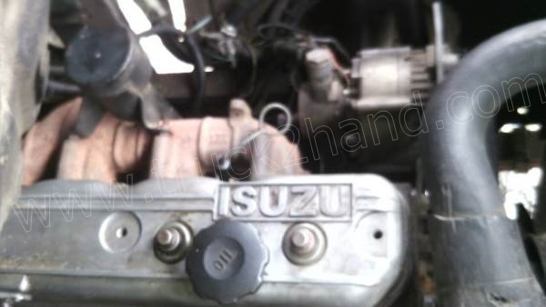 รถบรรทุก 6 ล้อ สองแถวกระบะไม้ ISUZU 88 แรงม้า รถบรรทุก 6 ล้อ สองแถวกระบะไม้ ISUZU 88 แรงม้า