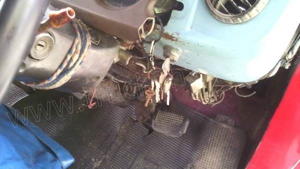 รถบรรทุก 6 ล้อ สองแถวกระบะไม้ ISUZU 88 แรงม้า รถบรรทุก 6 ล้อ สองแถวกระบะไม้ ISUZU 88 แรงม้า