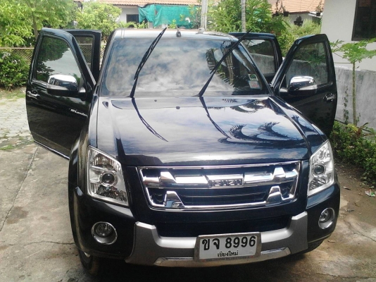 ISUZU D-MAX 4 ประตู HI-LANDER 2.5 รถสวย รถบ้าน สภาพเดิมๆ