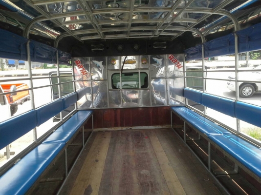 รถ 6 ล้อ Isuzu NKR130 ปี2010 สภาพสวย