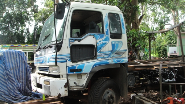 หัวรถ ISUZU DECA หัวไฟฟ้า เดิมๆบางๆ ไม่ผุ ขาดีดหน้า ขาหลัง ชุดยกหัวไฟฟ้า ของครบ ยกใส่รถวิ่งได้เลย หัวรถ ISUZU DECA หัวไฟฟ้า เดิมๆบางๆ ไม่ผุ ขาดีดหน้า ขาหลัง ชุดยกหัวไฟฟ้า ของครบ ยกใส่รถวิ่งได้เลย