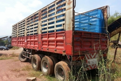 หางคอกสูง 3 เพลาแท้ ปีจดทะเบียน 2537 ความยาวกระบะ 10.30 เมตร หางคอกสูง 3 เพลาแท้ ปีจดทะเบียน 2537 ความยาวกระบะ 10.30 เมตร