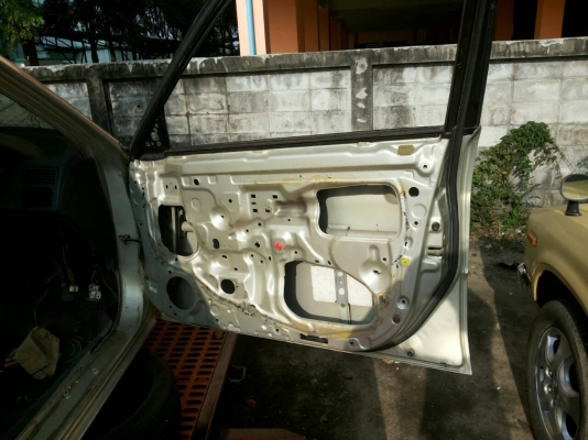 กลอนประตูหน้า ไฟฟ้า เซ้นทรัลล๊อค พร้อมชุดสายไฟในแผงประตู โซลูน่า มุมส้ม V-Version