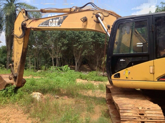 ขาย CAT 320 C ไฟฟ้าครบ ราคา 1,200,000 บาท ราคาต่อรองได้