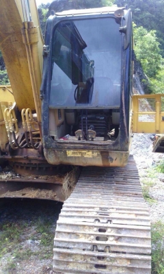 ขาย CAT 320 C ไฟฟ้าครบ ราคา 1,200,000 บาท ราคาต่อรองได้ ขาย CAT 320 C ไฟฟ้าครบ ราคา 1,200,000 บาท ราคาต่อรองได้