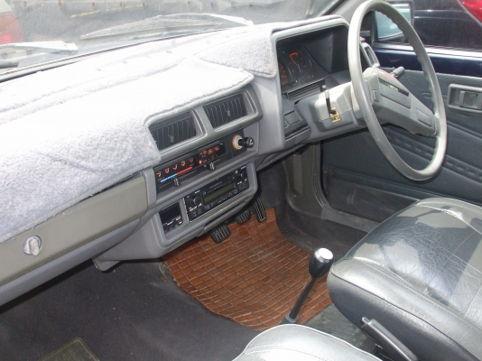 ขาย nissan sunny