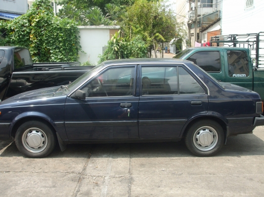 ขาย nissan sunny