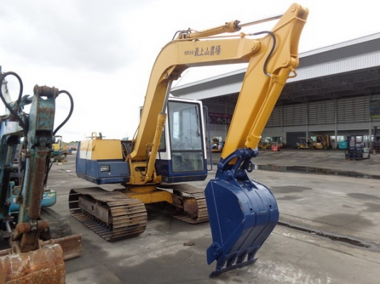 ขายรถขุด  KOMATSU PS 60-6