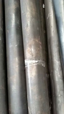 ขายเหล็กกล่องและเหล็กแป๊บกลมมีหลายขนาดเหมา และแบ่งขายกิโล ละ 17 บาท