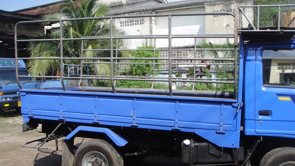 ISUZU NKR 4ล้อ ป้ายเล็กไม่ติดเวลา สภาพสวยพร้อมใช้ ISUZU NKR 4ล้อ ป้ายเล็กไม่ติดเวลา สภาพสวยพร้อมใช้