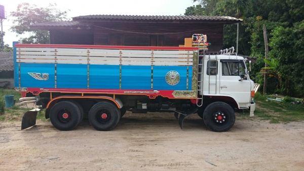 ขายรถบรรทุก