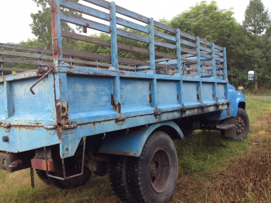 ขายกระบะ 6 ล้อ NISSAN UD