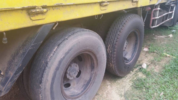 (มี4คัน)10ล้อเพลาเดียว175แรงFVM12MY เล่มพร้อม คัสซีสวย เครื่องสวย... (มี4คัน)10ล้อเพลาเดียว175แรงFVM12MY เล่มพร้อม คัสซีสวย เครื่องสวย...