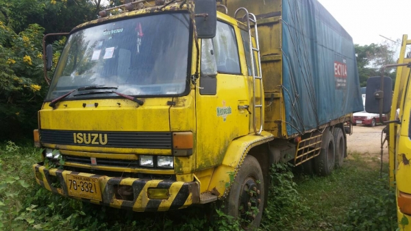 (มี4คัน)10ล้อเพลาเดียว175แรงFVM12MY เล่มพร้อม คัสซีสวย เครื่องสวย... (มี4คัน)10ล้อเพลาเดียว175แรงFVM12MY เล่มพร้อม คัสซีสวย เครื่องสวย...