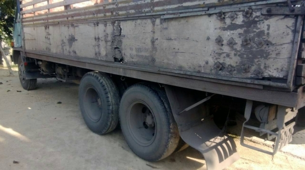 10ล้อเพลาเดียว175แรงFVM12MY -3592534 กระบะคอกไม้มะค่า..เล่มพร้อม คัสซีสวย เครื่องสวย...