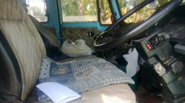 10ล้อเพลาเดียว175แรงFVM12MY -3592534 กระบะคอกไม้มะค่า..เล่มพร้อม คัสซีสวย เครื่องสวย...