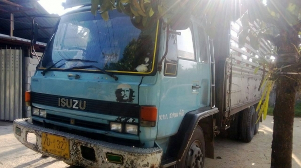 10ล้อเพลาเดียว175แรงFVM12MY -3592534 กระบะคอกไม้มะค่า..เล่มพร้อม คัสซีสวย เครื่องสวย...