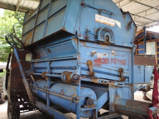 ขาย อีแต๋น 85แรง พร้อมตู้สีข้าว เกษตร 5ฟุต สภาพพร้อมใช้งาน ราคา 59,000บ ครับ