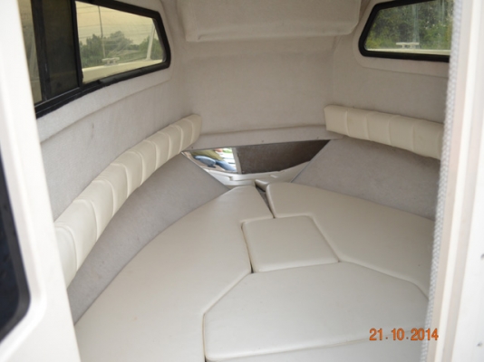 Renken 2288, 23 foot พร้อม trailer, บันไดเรือ (ไม่รวมเครื่อง)