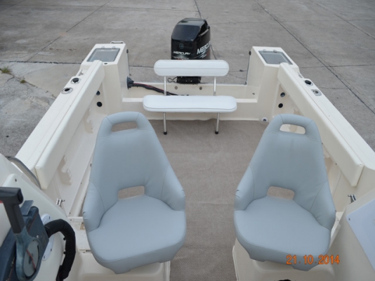 Renken 2288, 23 foot พร้อม trailer, บันไดเรือ (ไม่รวมเครื่อง)