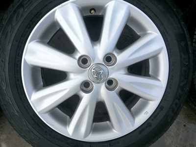 ขายล้อแม้กTOYOTA Yaris ขอบ15 พร้อมยาง12   4  ล้อ