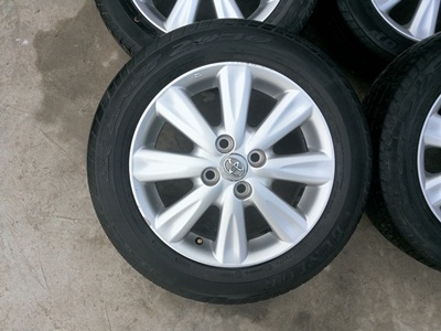 ขายล้อแม้กTOYOTA Yaris ขอบ15 พร้อมยาง12   4  ล้อ