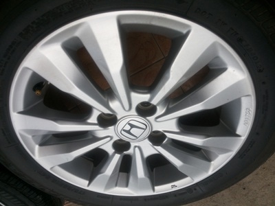 ขายล้อแม็กHONDA CITYขอบ15 พร้อมยางปี12  4 ล้อ