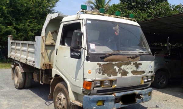 ขายรถ6ล้อดั้มพ์ HINO FC2WELA เครื่อง WO4D-D 120 แรงม้า สนใจโทร 081-970-1072 ขายรถ6ล้อดั้มพ์ HINO FC2WELA เครื่อง WO4D-D 120 แรงม้า สนใจโทร 081-970-1072