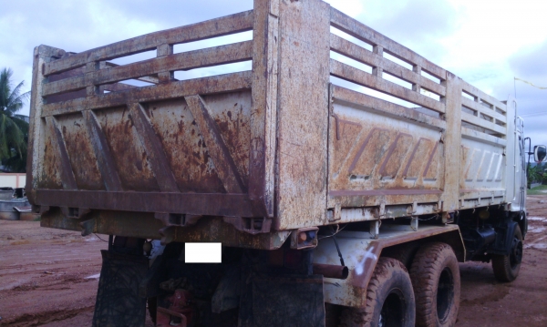 HINO MEGA 260 แรงม้า กระบะสามมิตรลอนเฉียง