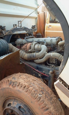 HINO MEGA 260 แรงม้า กระบะสามมิตรลอนเฉียง