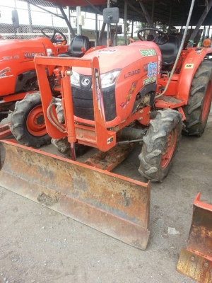 ขายรถไถราคาถูก L3608 สภาพเดิมๆ ขายรถไถราคาถูก L3608 สภาพเดิมๆ