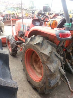 ขายรถไถราคาถูก L3608 สภาพเดิมๆ ขายรถไถราคาถูก L3608 สภาพเดิมๆ